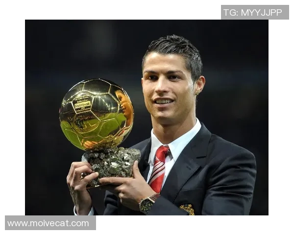 足球球星名字巧妙谐音解析，揭示场上魅力与场外趣事